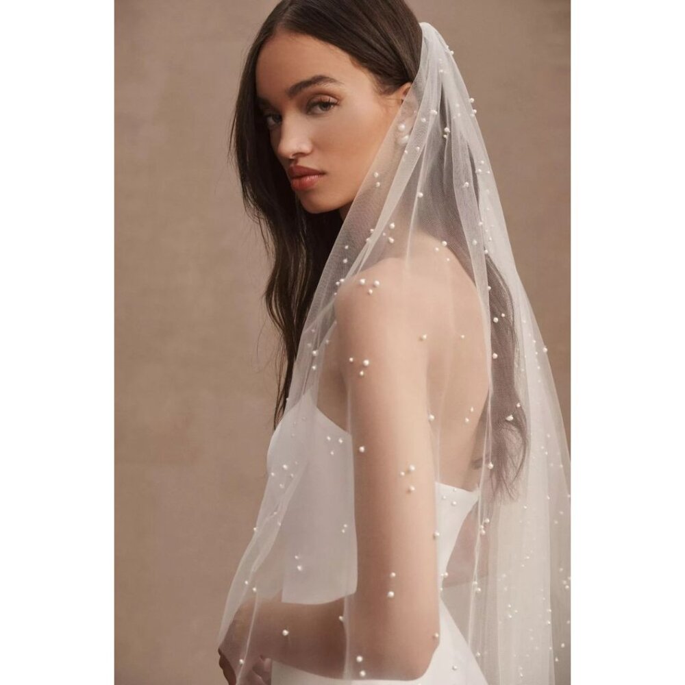 Anthropologie Wedding A.B. Ellie Roesia Pearl Fingertip Veil NWT